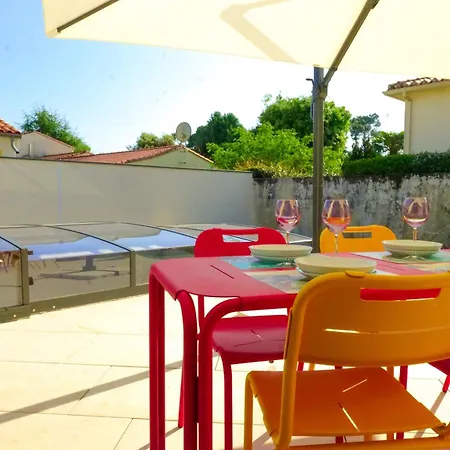 Des Herondais Avec Piscine - Ideal Familles - 8 Personnes 펜션