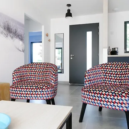 Des Herondais Avec Piscine - Ideal Familles - 8 Personnes 펜션 *